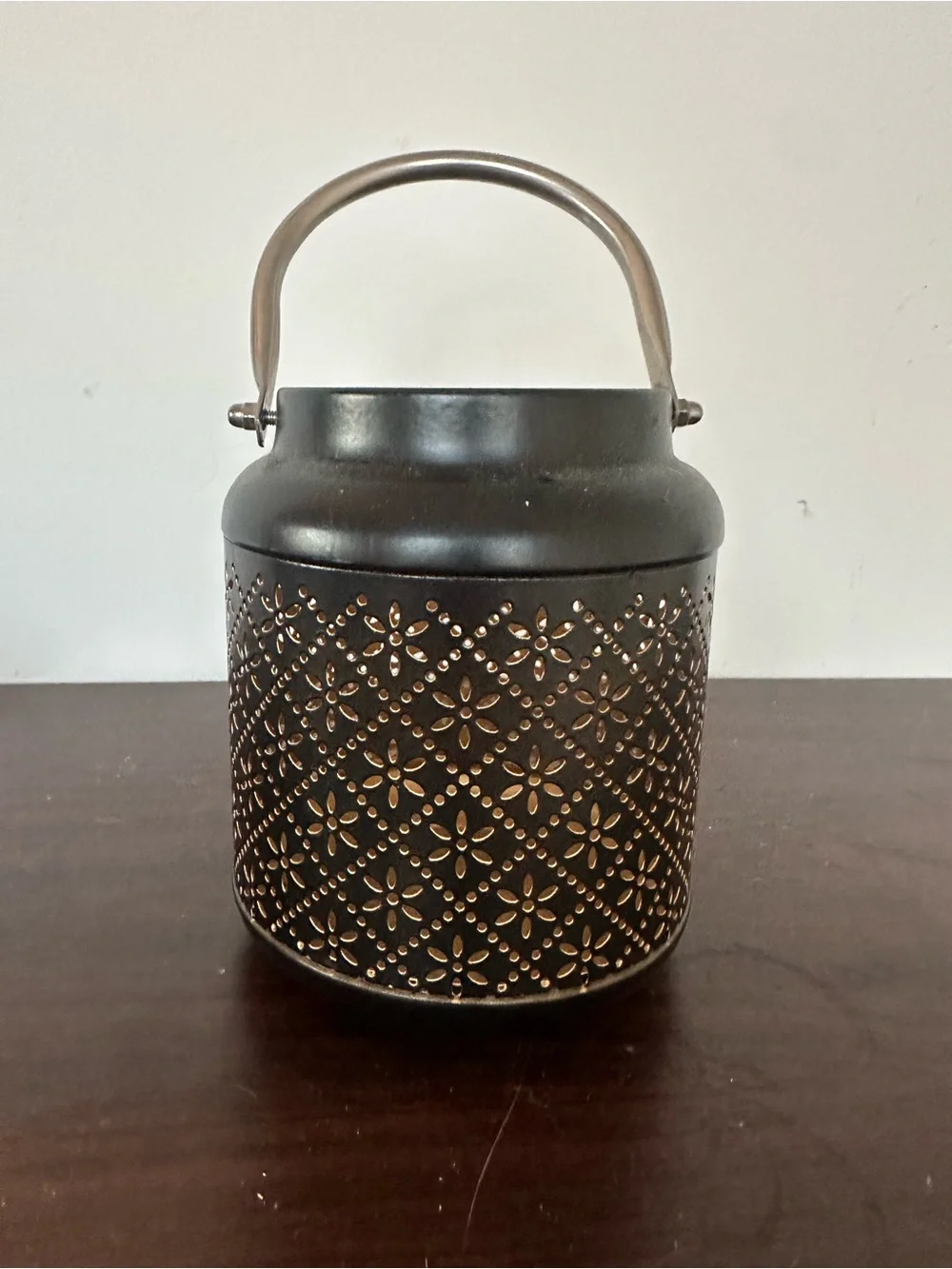 Decorative Fairy Black Metal Lantern with Filigree Pattern and Carry Handle (2)